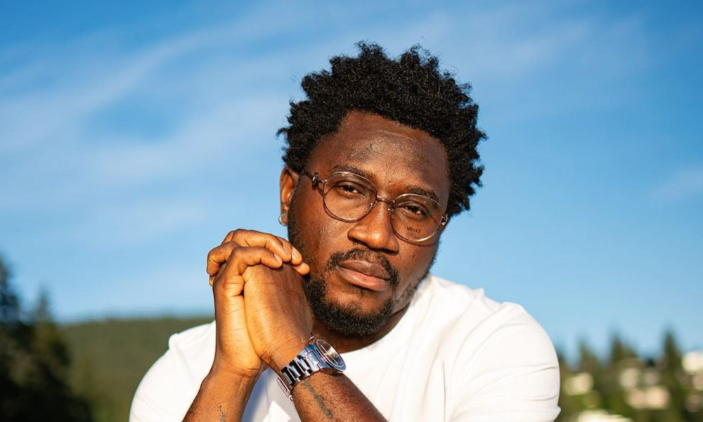 New Video: Flavour - Looking Nyash | BellaNaija